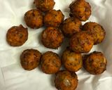 A picture of step 4 of Chicken Balls.