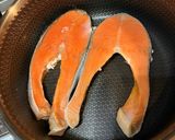 【香煎鮭魚養生粥】一鍋到底的食譜步驟2照片