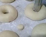 Foto langkah ke 3 dari resep Donat irit no telur no susu.
