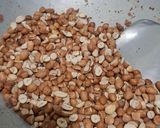 Foto langkah ke 1 dari resep Peyek Kacang Super Kriuk.