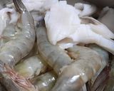 Hình bước làm 1 của món Lẩu Thái hải sản