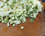 Foto del paso 3 de la receta: Calabacitas con queso panela
