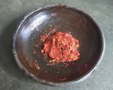 Foto langkah ke 4 dari resep Tempe Penyet Campur Kemangi.