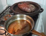 A picture of step 1 of Choclillo al Jugo (Beef Roast in Jus).