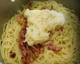 A picture of step 4 of Spaghetti Carbonara with Manchego Cheese.
