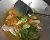 Foto langkah ke 2 dari resep Ayam Serundeng Kelapa (bumbu instan).