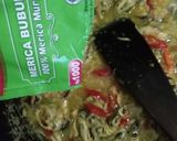 Foto langkah ke 5 dari resep 37. Tumis Kerang Bumbu Iris dan Parut.