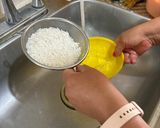 A picture of step 1 of Mexican Red Rice (Arroz Rojo).