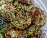 Une image de l'étape 2 de 🌿Courgettes Grillées au Zaatar.