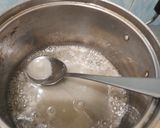 Foto langkah ke 2 dari resep Cara Mudah Membuat Butter Cream Sendiri di Rumah.