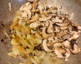 A picture of step 4 of Salisbury steaks/ hamburger steaks.