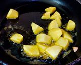 A picture of step 2 of Raw Jackfruit Maharani.