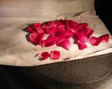 A picture of step 3 of Kesar Gulkand Rose jarda pulav.
