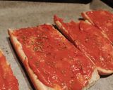 Foto del paso 2 de la receta: Pan pizza con Tomate frito casero🍅🥖🍕