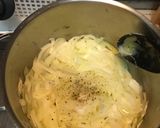 A picture of step 2 of Onion soup.