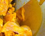 Une image de l'étape 3 de Curry de poulet au lait de coco.