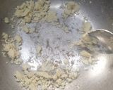 A picture of step 1 of Creamy white sauce with roasted bread.