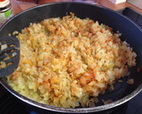 A picture of step 2 of Peter's Käsespätzle.