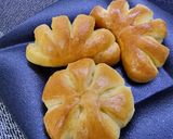 Hình bước làm 4 của món Crescent roll hình quạt