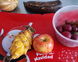 Foto del paso 1 de la receta: Ensalada  con yoguth y queso 🍅🍏🍓