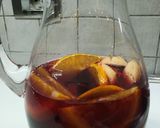 Foto del passaggio 3 della ricetta Sangria delle feste 🌲🍷
