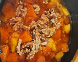 Foto del paso 8 de la receta: Albóndigas de pavo en salsa de calabaza, manzana y nueces