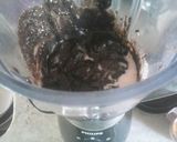 Foto del paso 1 de la receta: Tarta sin horno de Oreo con frutillas y crema