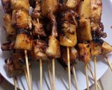 Foto langkah ke 7 dari resep Sate cumi bakar asem manis pedas.