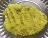 पालक ठेपला (palak thepla recipe in marathi) रेसिपी स्टेप 3 फोटो 