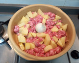 Foto del paso 2 de la receta: Arroz al horno con lo que había por casa 🥘