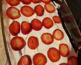 Foto del paso 4 de la receta: Tiramisú de fresas