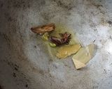 A picture of step 3 of Handi paneer.