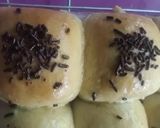 Foto langkah ke 8 dari resep Roti Kasur Isi Coklat Super Lembut.