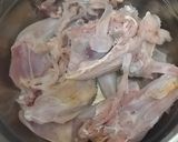 Foto langkah ke 1 dari resep Sup Ayam Kampung.