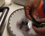 Foto del paso 5 de la receta: Moisés de Morrones con ensalada de Kale y Tomate