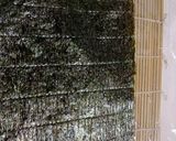 Foto langkah ke 1 dari resep Nasi Gulung Sederhana (ide bekal sekolah).