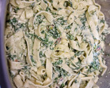 Foto del paso 2 de la receta: Crema de espinacas y queso 🧀 para pasta
