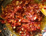 A picture of step 3 of Schezwan sauce.