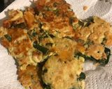 Foto del paso 4 de la receta: Torrejitas de pollo y espinaca