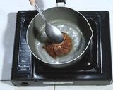 Foto langkah ke 1 dari resep Wadai Cincin khas Banjar simpel.