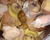 รูปขั้นตอนการทำที่ 4 ของ ไก่นึ่งเกาลัดสไตล์อันฮุย (Anhui-Style Steamed Chicken and Chestnuts)