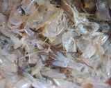 Hình bước làm 1 của món Canh rau chùm ngây nấu tôm thịt