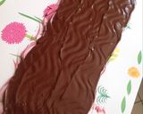 صورة لخطوة 7 من وصفة طريقة للتزيين بالشوكولاتة