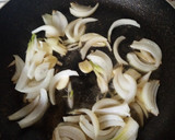 Foto del paso 4 de la receta: Trucha en salsa de almendras y naranja