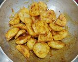 A picture of step 11 of Sindhi Thali.
