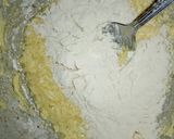 A picture of step 2 of Fluffy pancake.