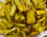 Hình bước làm 5 của món Khoai lang chiên bơ