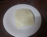 Foto del paso 3 de la receta: Hamburguesa de cerdo con mayonesa de cebolla frita y piparras