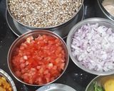 झटपट मटकी भेळ (Matki Bhel Recipe In Marathi) रेसिपी स्टेप 1 फोटो
