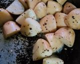 Foto del paso 3 de la receta: Filete al perejil con papas rústicas